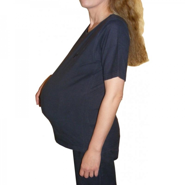 Faux ventre femme enceinte